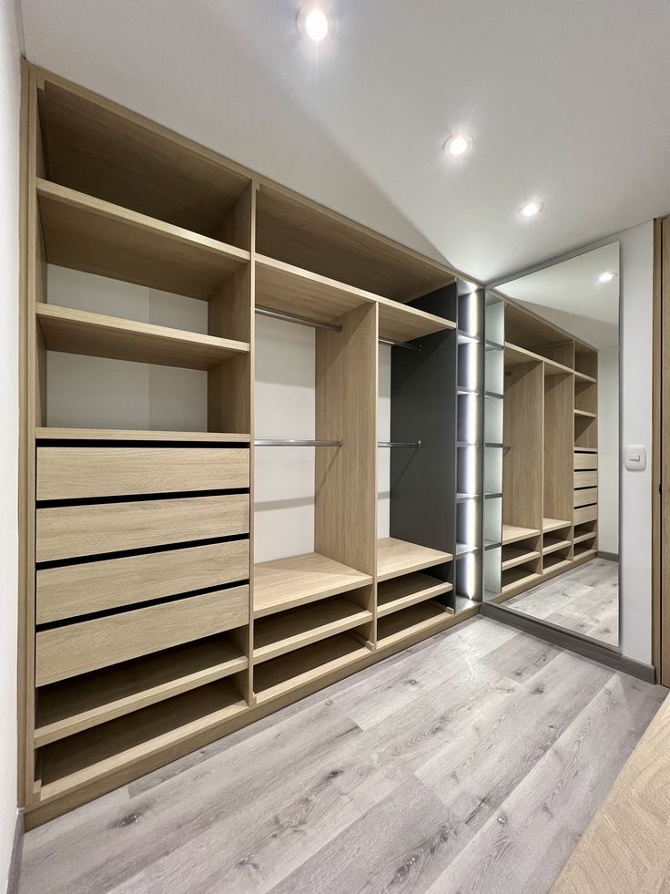 Closests and wardrobes